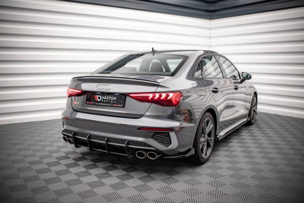 Bakre Flaps Street Pro Med Flaps Audi S3 Sedan 8Y