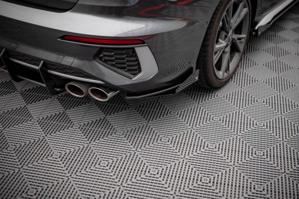 Bakre Flaps Street Pro Med Flaps Audi S3 Sedan 8Y