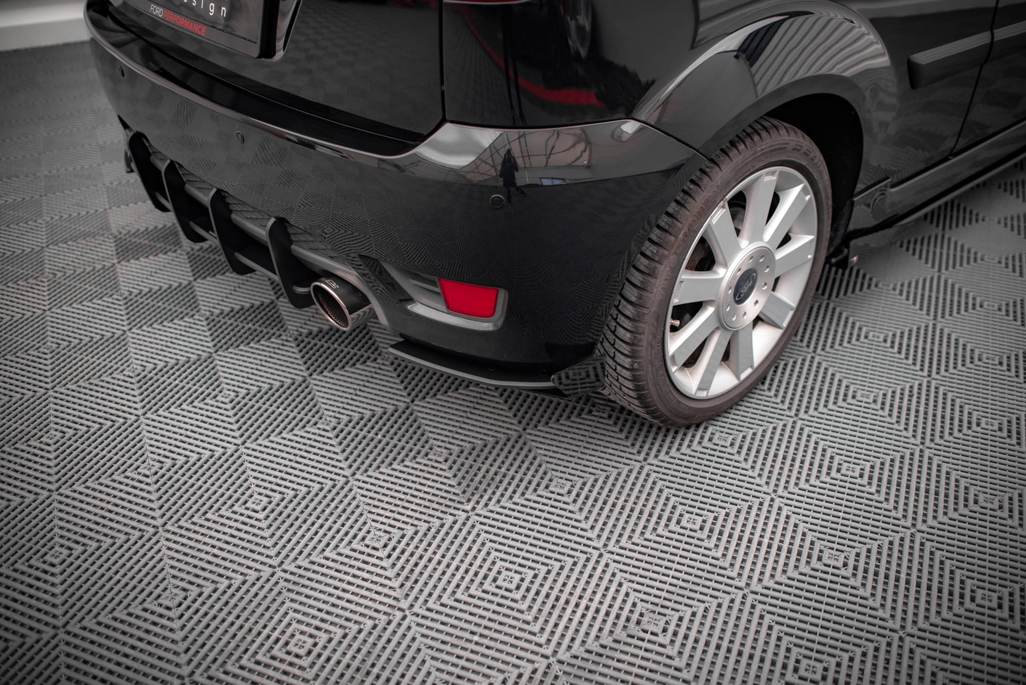 Bakre Flaps Street Pro Med Flaps Ford Fiesta ST Mk6