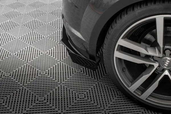 Bakre Flaps Street Pro Med Flaps Audi TT S-Line 8S