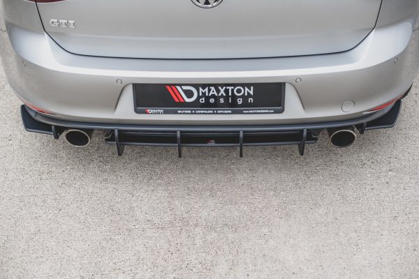 Bakre Flaps Street Pro V.1 VW Golf 7 GTI