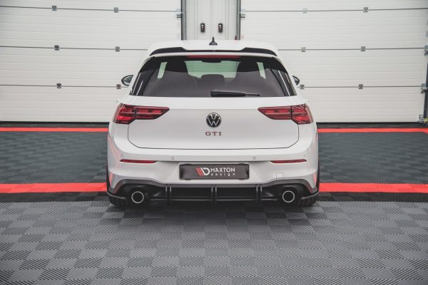 Bakre Flaps Street Pro V.1 Volkswagen Golf GTI / GTE / R-Line Mk8