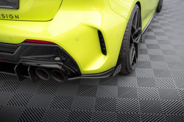 Bakre Flaps Street Pro V.2 Med Flaps V.2 BMW 1 F40 M-Pack / M135i