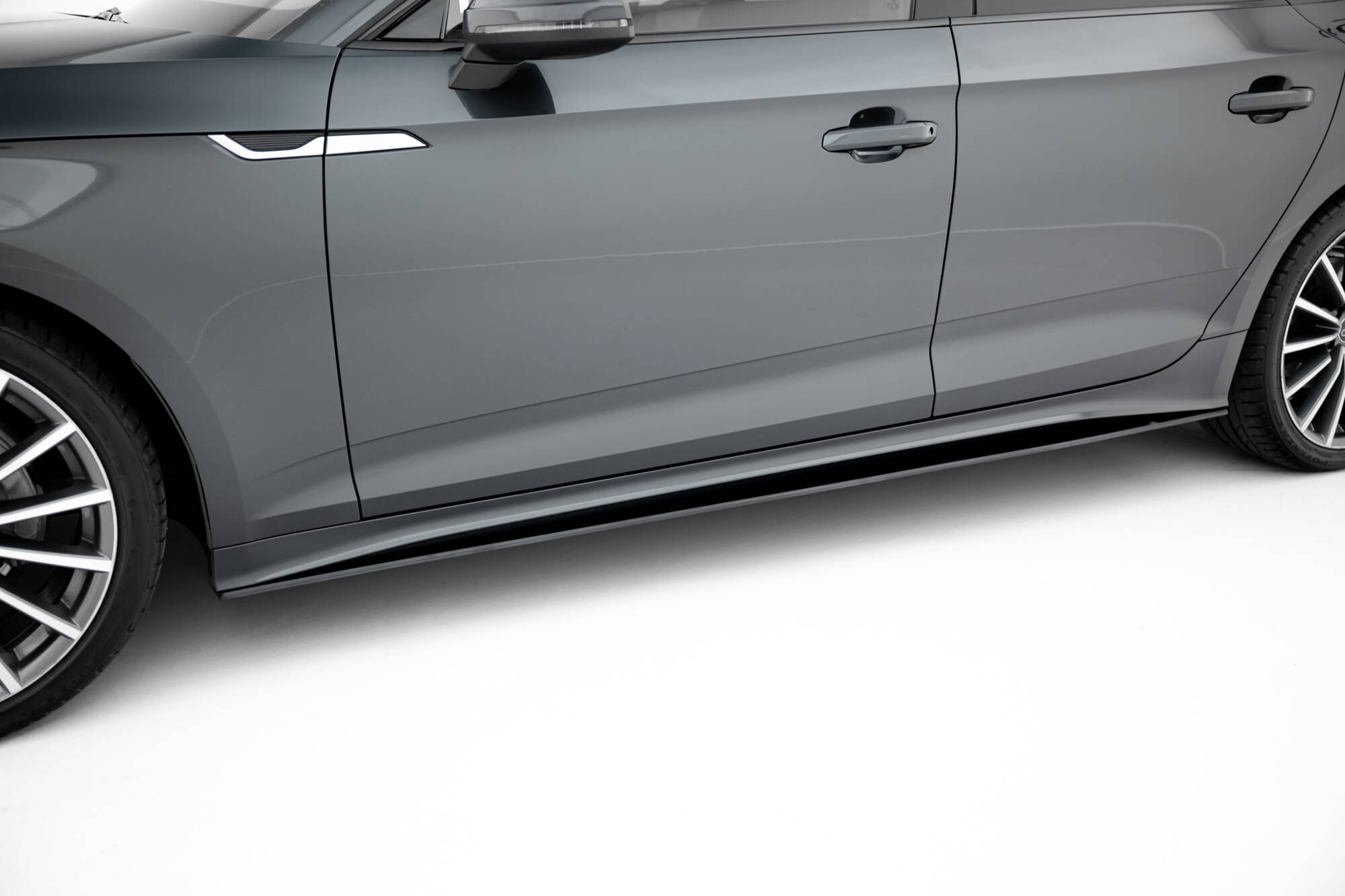 Sideskjørt Street Pro Audi A5 Sportback F5 Facelift