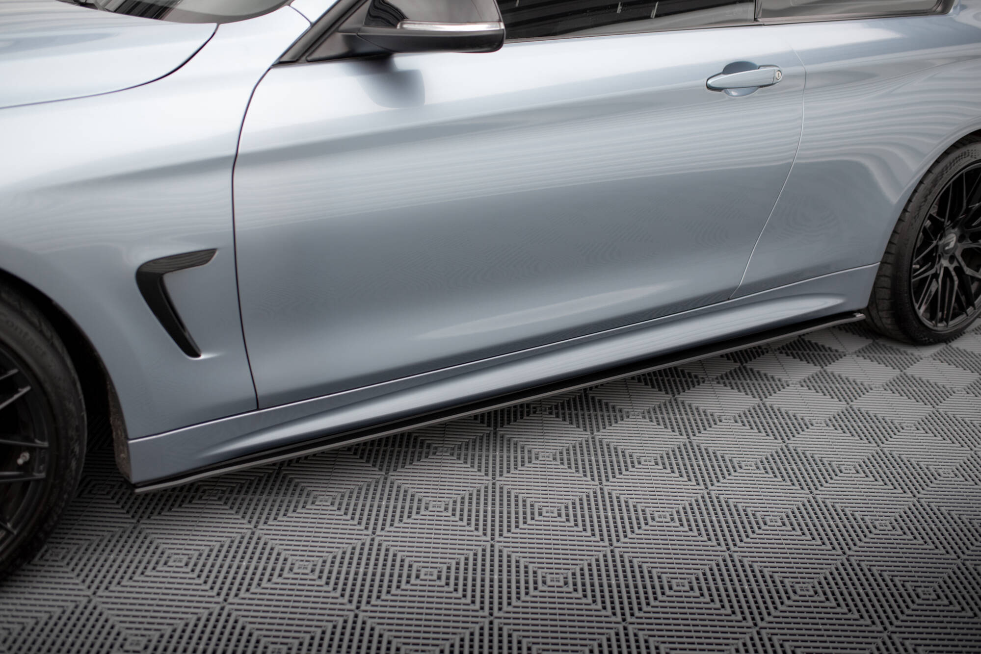 Sideskjørt Street Pro BMW 4 Coupe / Gran Coupe / Cabrio M-Pack F32 / F36 / F33