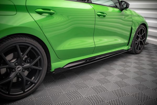 Sideskjørt Street Pro Med Flaps Audi RS3 Sedan 8Y