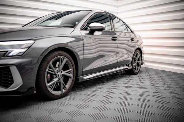 Sideskjørt Street Pro Med Flaps Audi S3 / A3 S-Line 8Y / 8Y Facelift