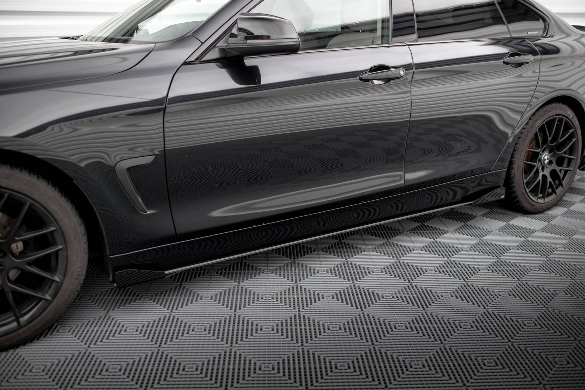 Sideskjørt Street Pro Med Flaps BMW 4 Gran Coupe F36