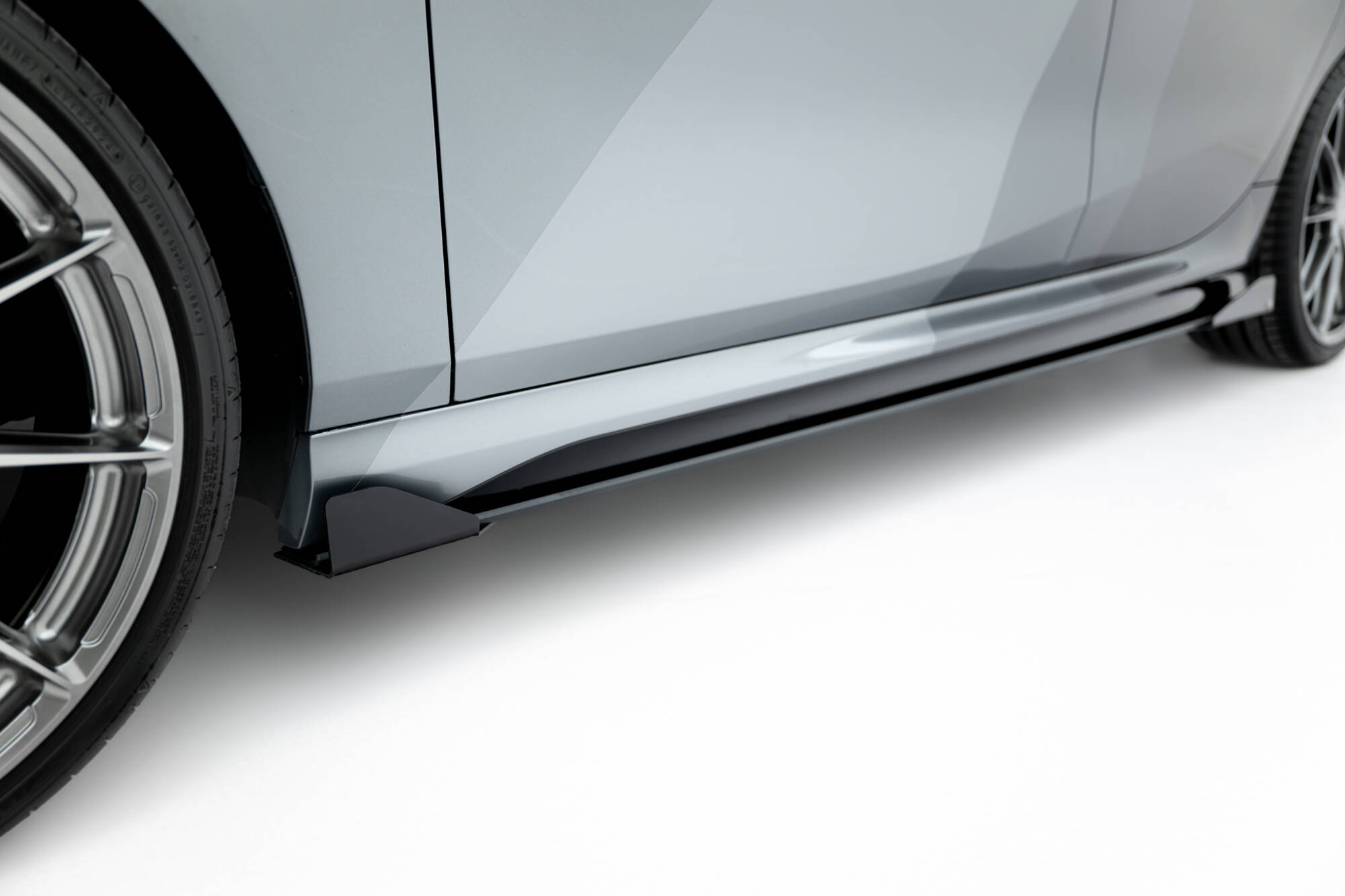 Sideskjørt Street Pro Med Flaps BMW M135i F70