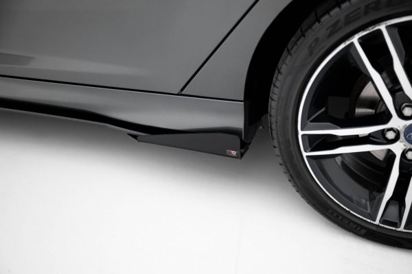 Sideskjørt Street Pro Med Flaps Ford Focus ST Mk3 Facelift