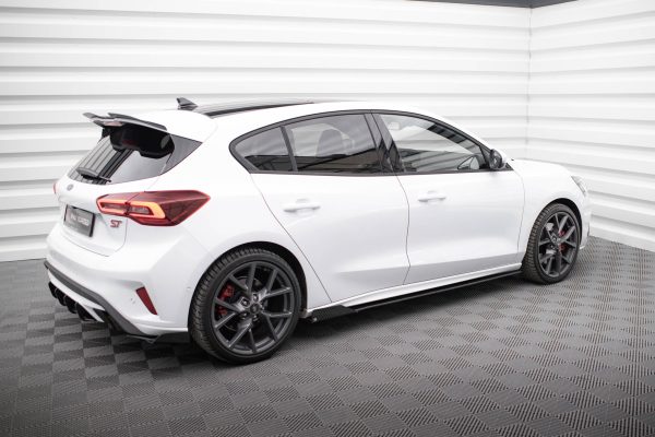 Sideskjørt Street Pro Med Flaps Ford Focus ST/ST-Line MK4