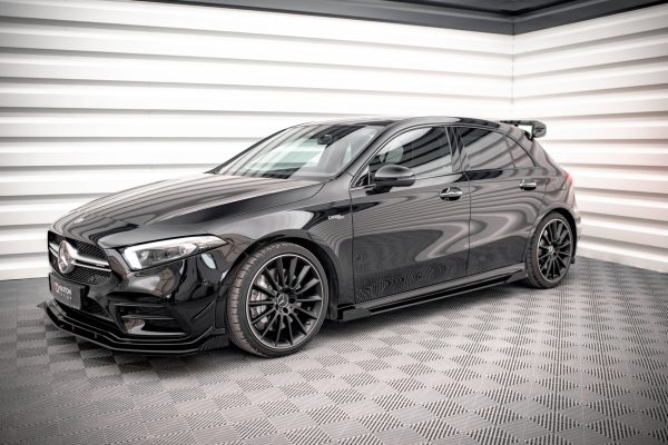 Sideskjørt Street Pro Med Flaps Mercedes A35 AMG / AMG-Line Aero Pack W177