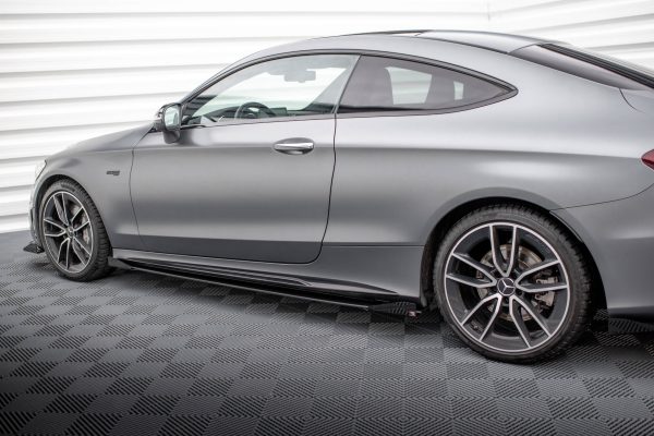 Sideskjørt Street Pro Med Flaps Mercedes-AMG C43 Coupe / Cabrio C205 Facelift / A205 Facelift