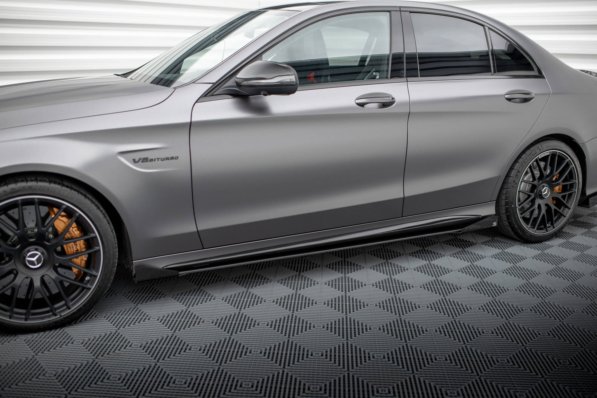 Sideskjørt Street Pro Med Flaps Mercedes-AMG C63 Sedan / Estate W205 Facelift