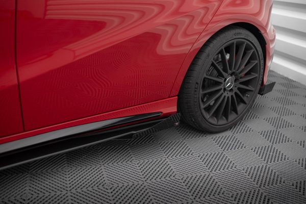 Sideskjørt Street Pro Med Flaps Mercedes-Benz A 45 AMG W176 Facelift