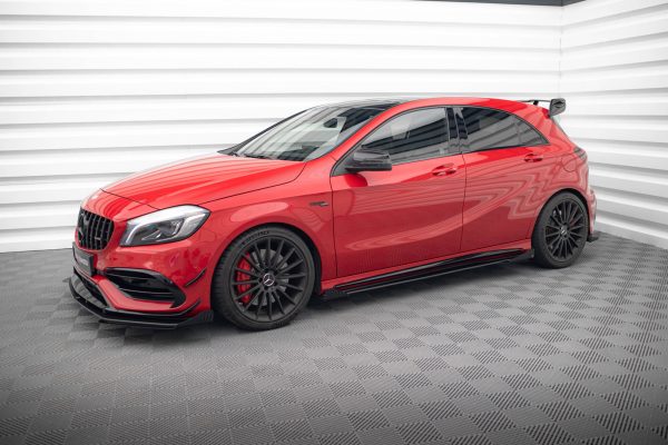 Sideskjørt Street Pro Med Flaps Mercedes-Benz A 45 AMG W176 Facelift