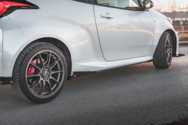 Sideskjørt Street Pro Med Flaps Toyota GR Yaris MK4