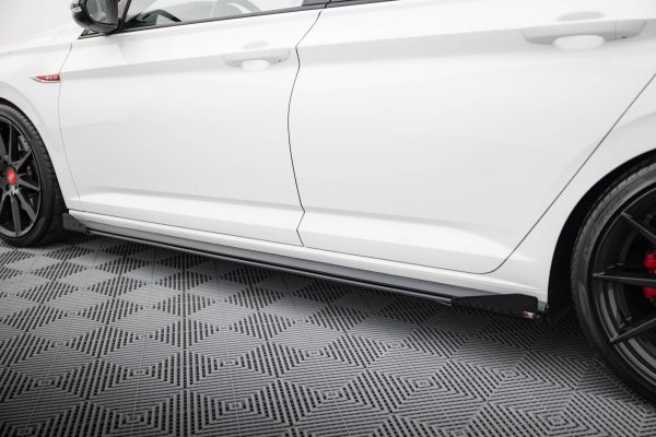 Sideskjørt Street Pro Med Flaps Volkswagen Jetta GLI Mk7