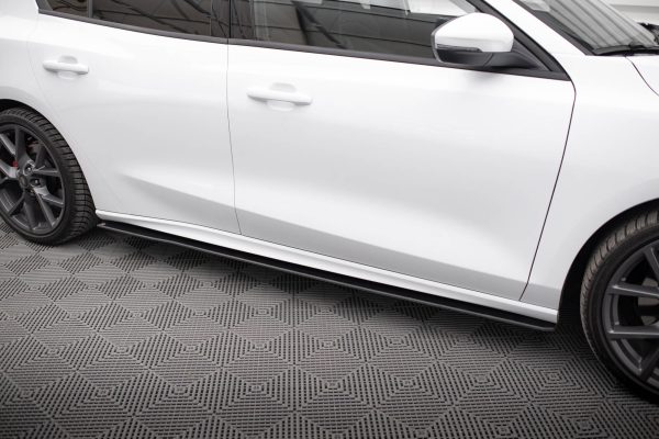 Sideskjørt Street Pro Ford Focus ST/ST-Line MK4