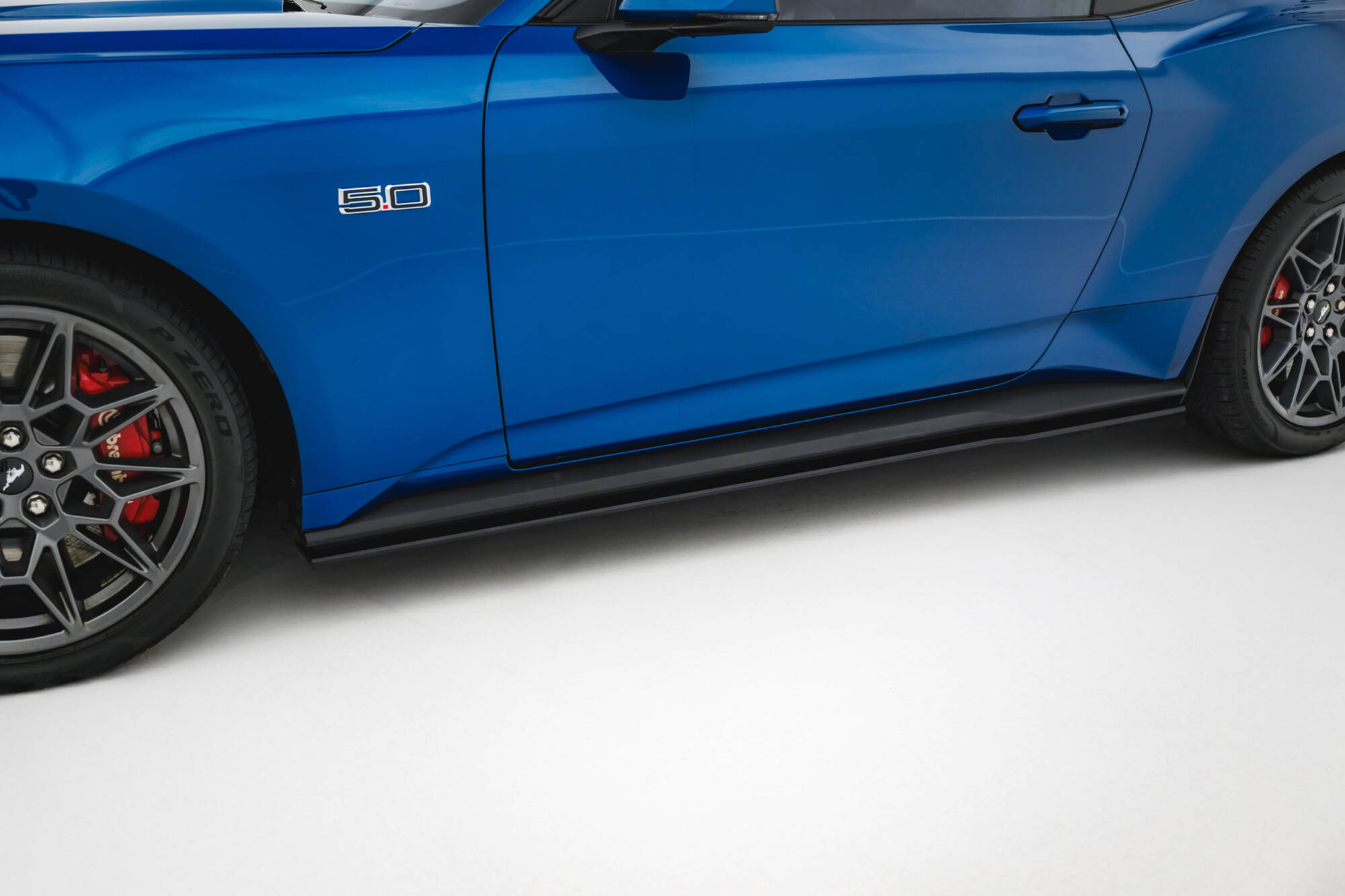 Sideskjørt Street Pro Ford Mustang GT Mk7