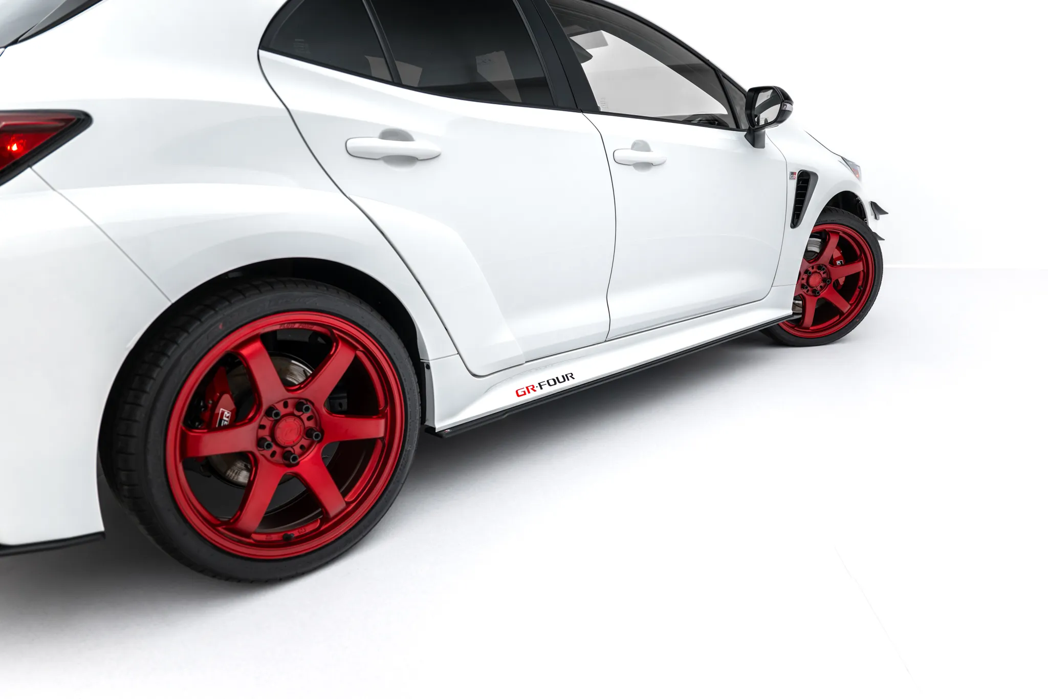 Sideskjørt Street Pro Toyota GR Corolla Mk12 - Bilde 3
