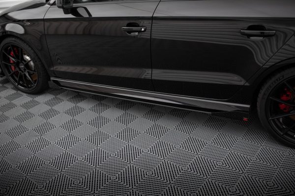 Sideskjørt Street Pro V.1 Med Flaps Audi RS3 Sedan 8V Facelift