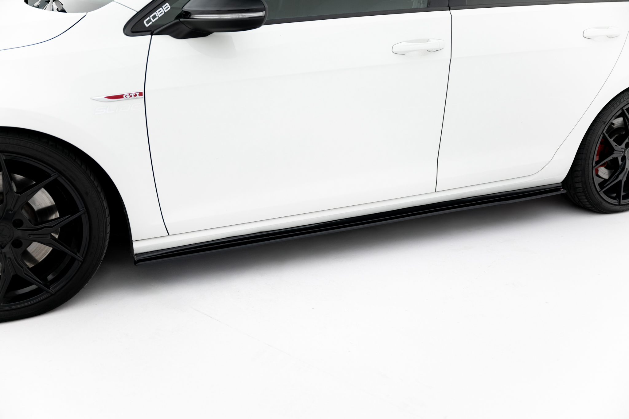 Sideskjørt Street Pro VW Golf 7 GTI