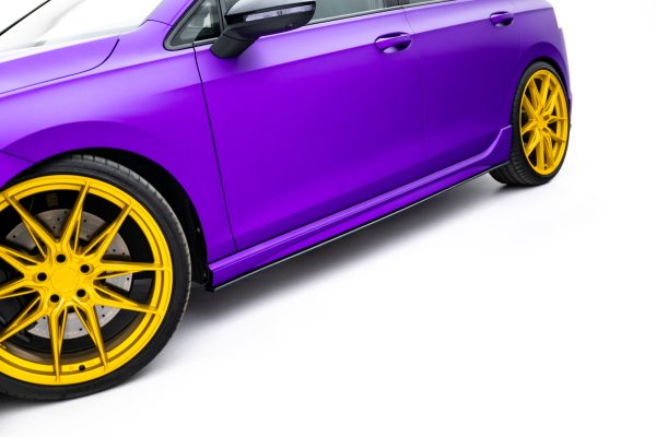 Sideskjørt Street Pro Volkswagen Golf R Mk8 Facelift