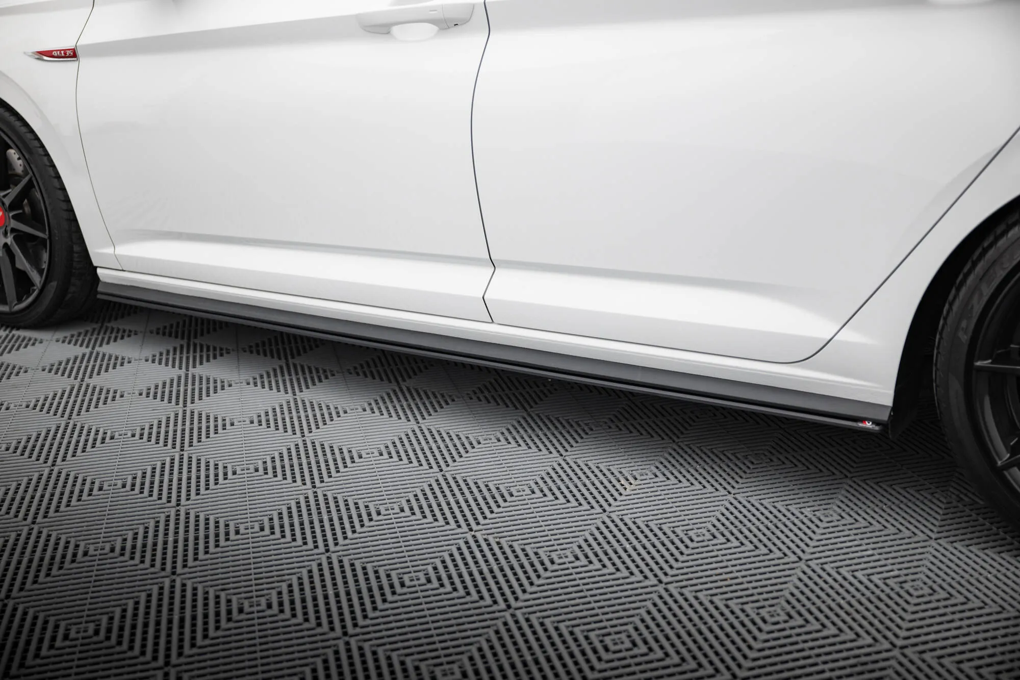 Sideskjørt Street Pro Volkswagen Jetta GLI Mk7 - Bilde 3