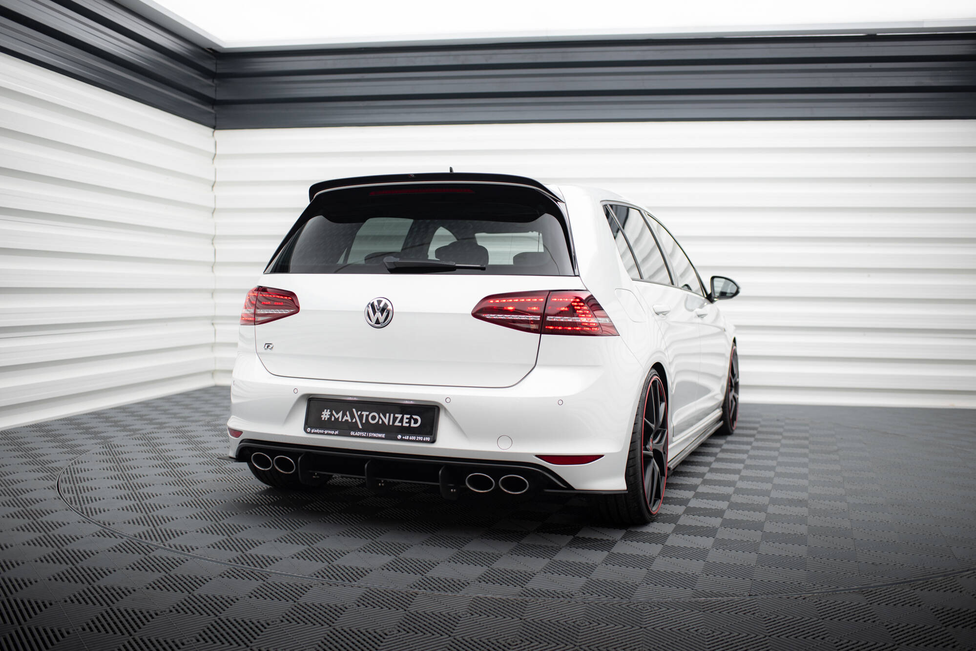 Diffuser i Bakre Flaps VW Golf 7 R Hatchback