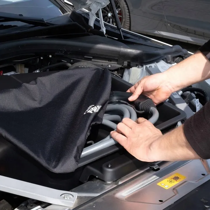 Ekstra Oppbevaringsrom Foran BMW i4 eDrive 35/40 2021– - Bilde 4