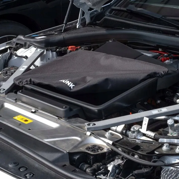 Ekstra Oppbevaringsrom Foran BMW i4 eDrive 35/40 2021– - Bilde 7