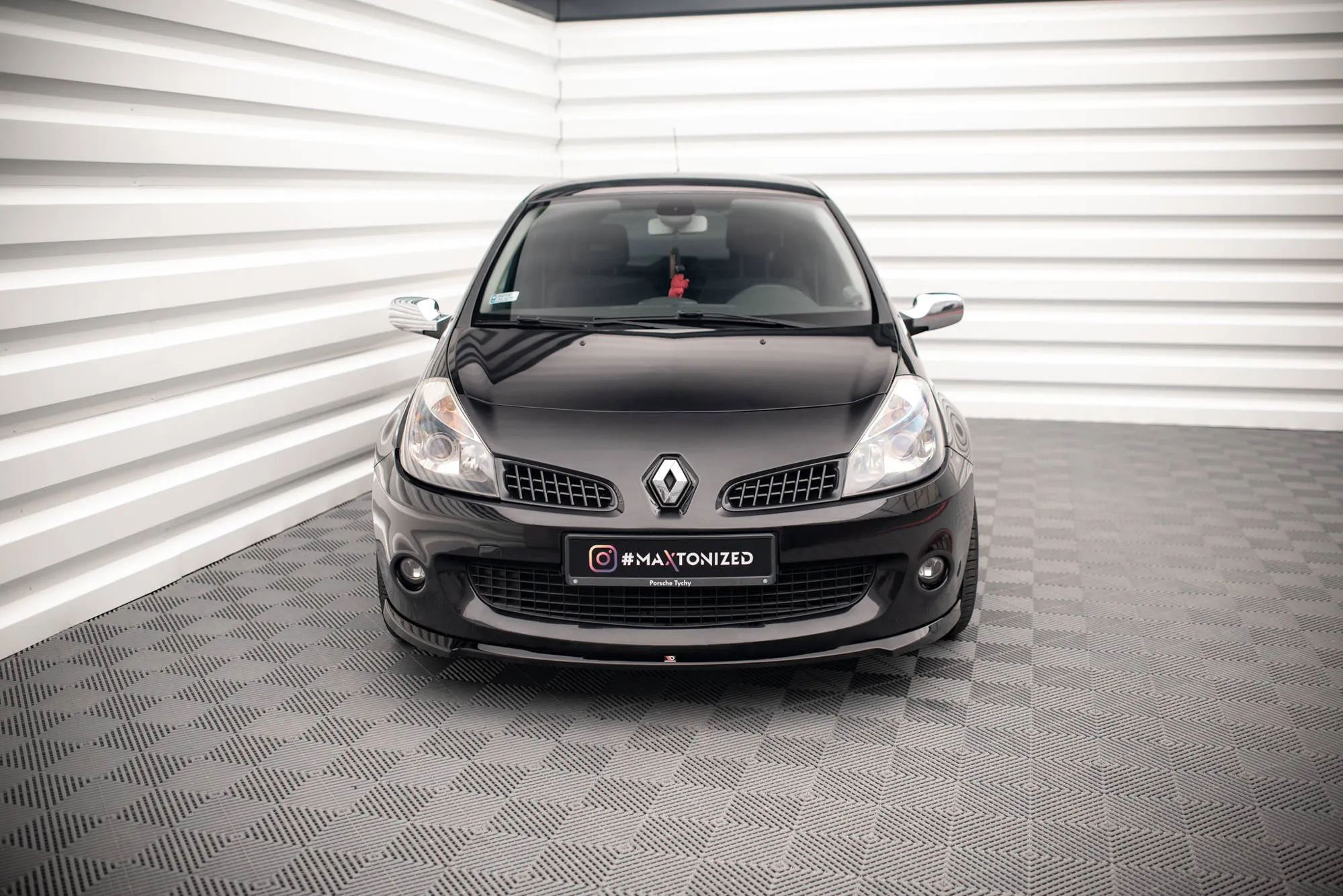 Frontleppe Renault Clio III RS - Bilde 2