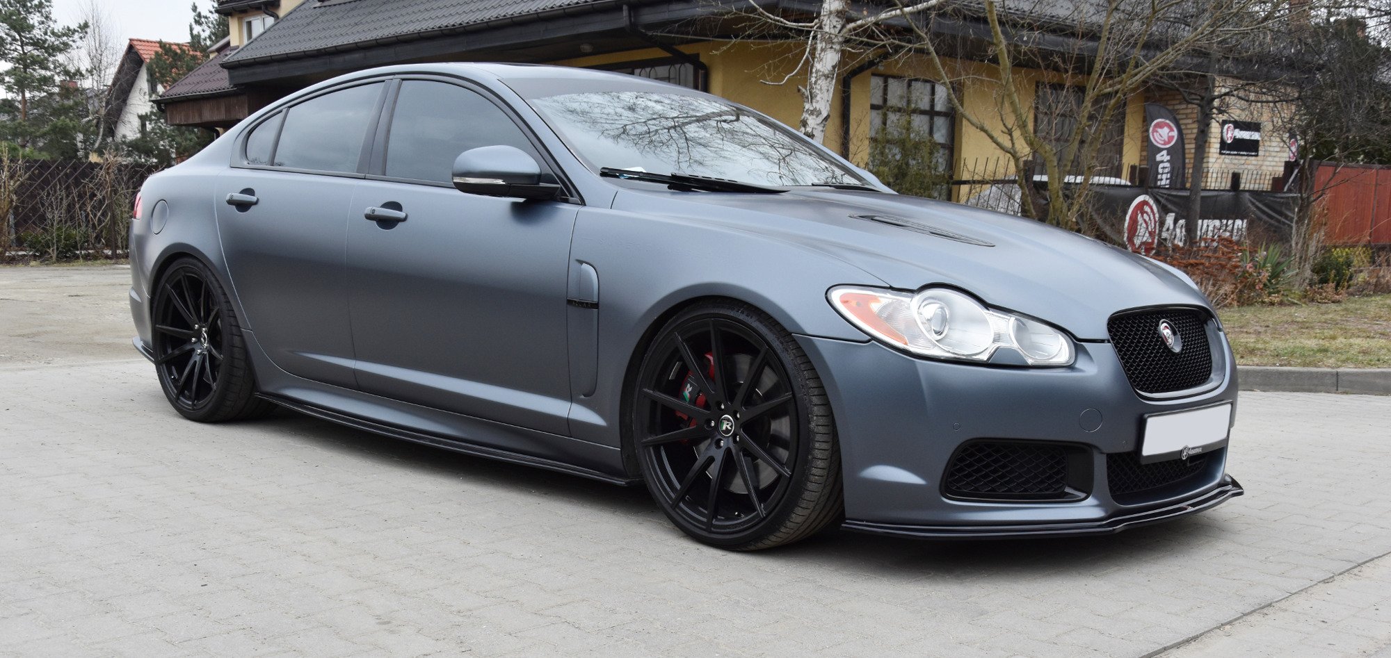 Frontleppe V.1 JAGUAR XF- R