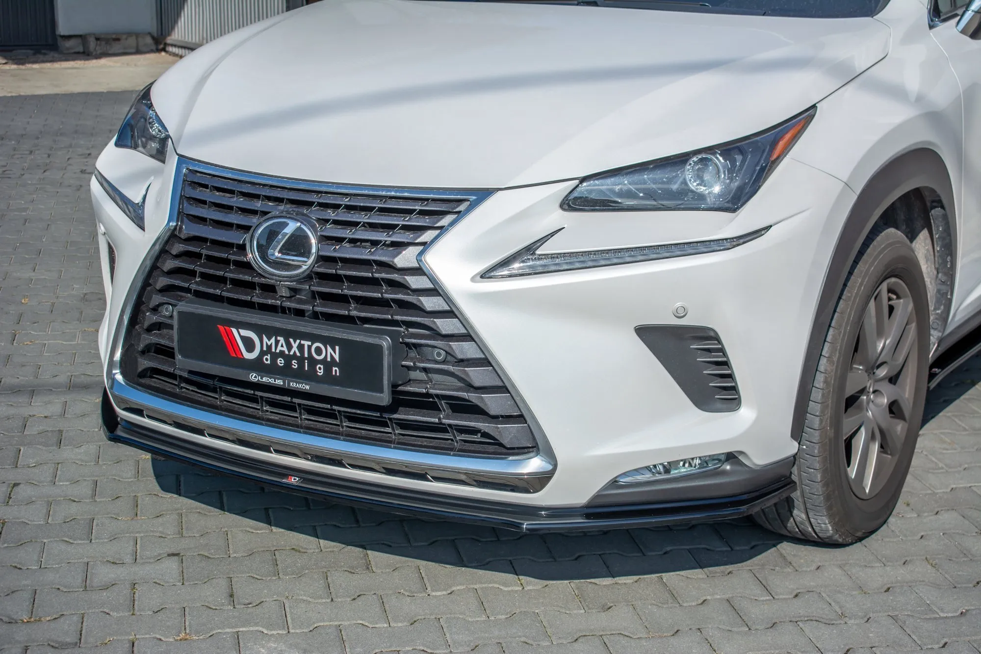 Frontleppe Lexus NX Facelift