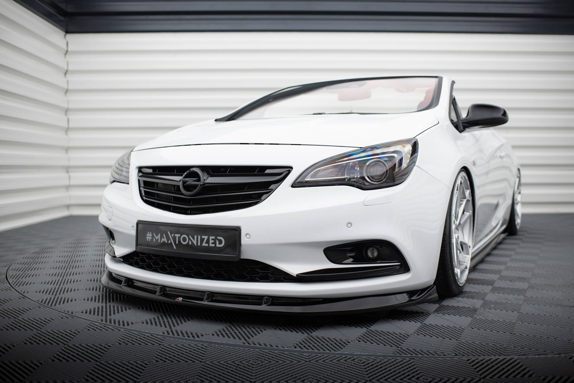 Frontleppe Opel Cascada