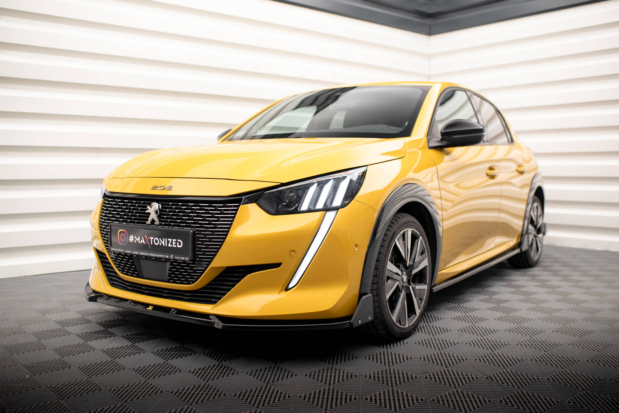 Frontleppe V.1 Med Flaps Peugeot 208 GT Mk2