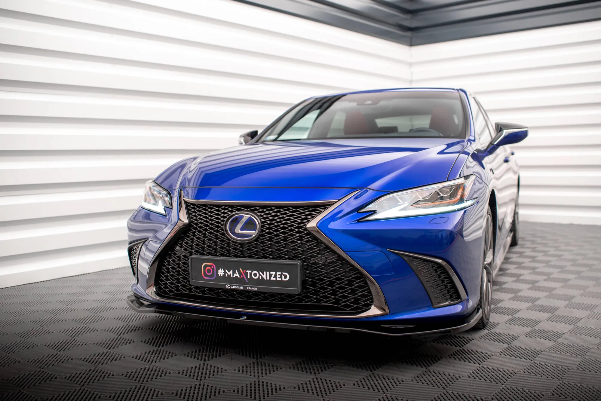 Frontleppe V.1 Lexus ES F Sport Mk7