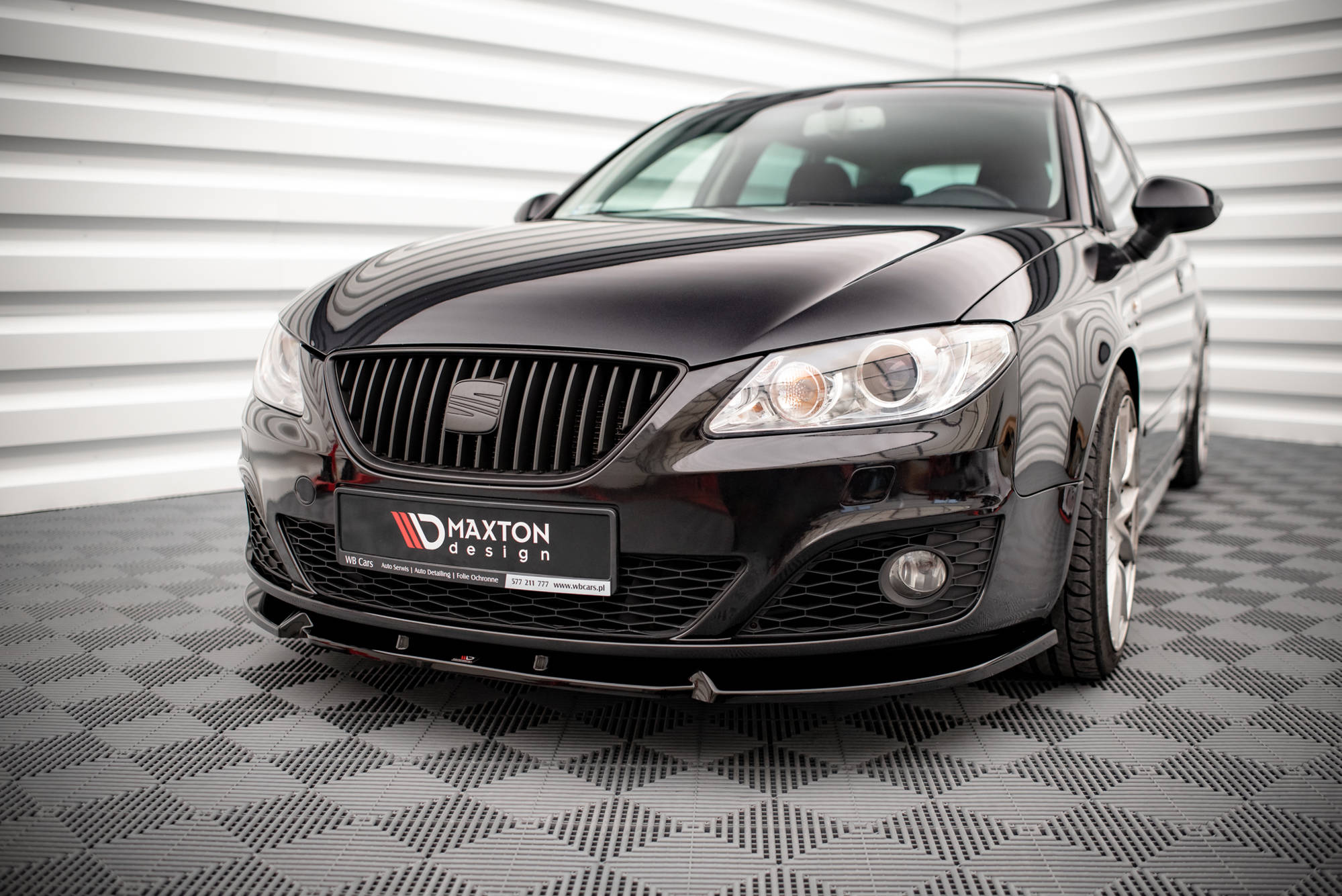 Frontleppe V.1 Seat Exeo