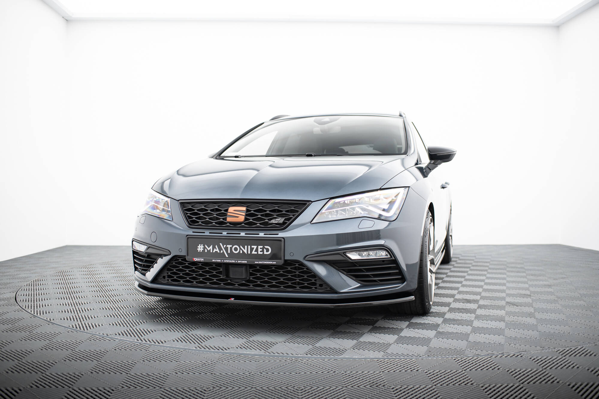 Frontleppe V.1 Seat Leon Cupra / FR Mk3 FL