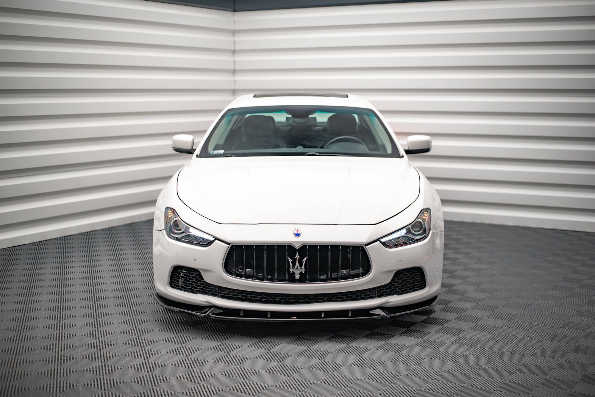 Frontleppe V.2 Maserati Ghibli Mk3