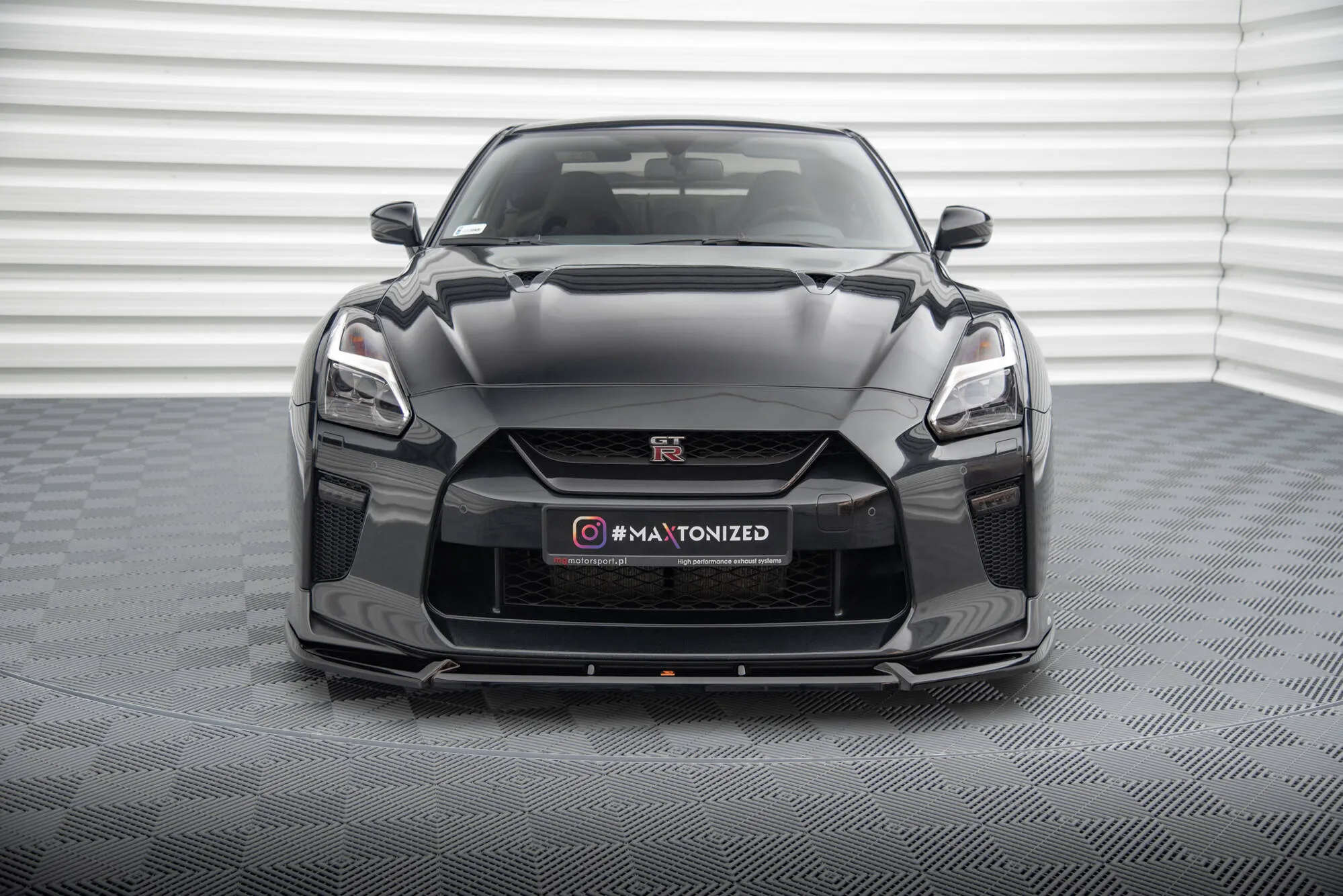 Frontleppe V.2 Nissan GTR R35 Facelift - Bilde 2