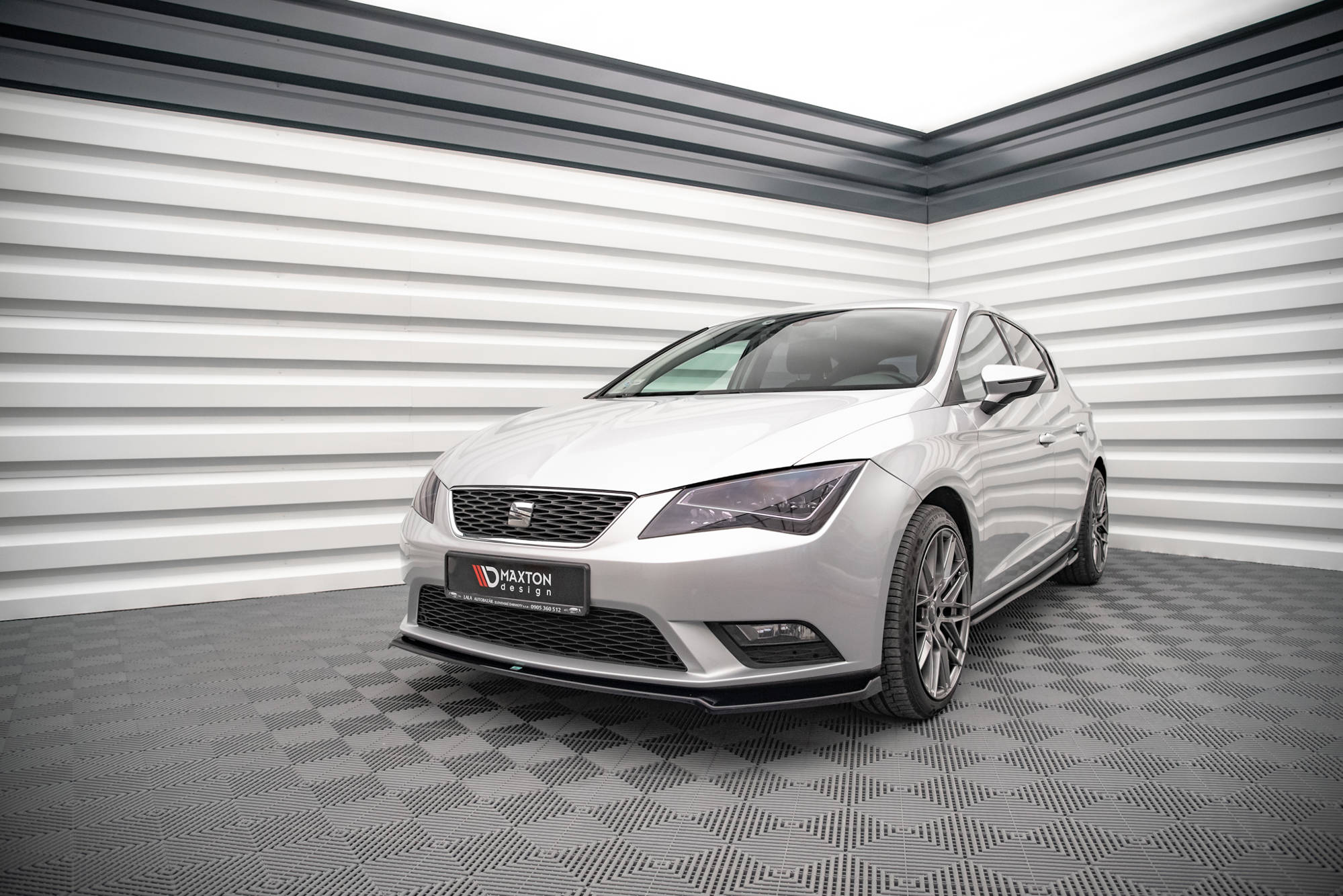 Frontleppe V.2 Seat Leon Mk3