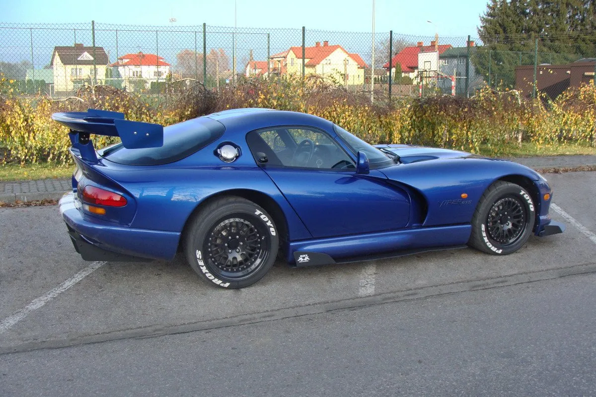 Sideskjørt RACING DODGE VIPER GTS