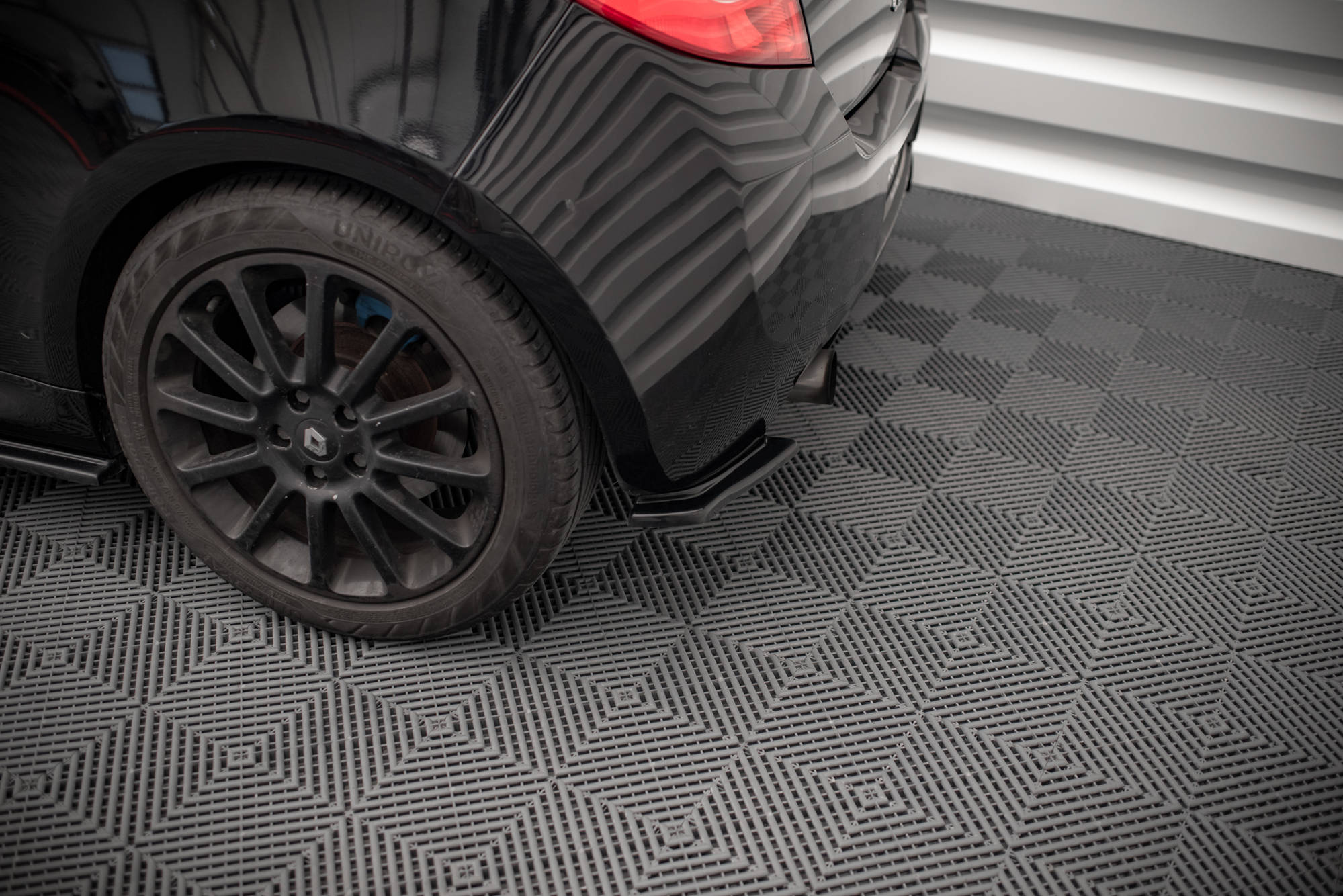 Bakre Flaps Renault Clio III RS