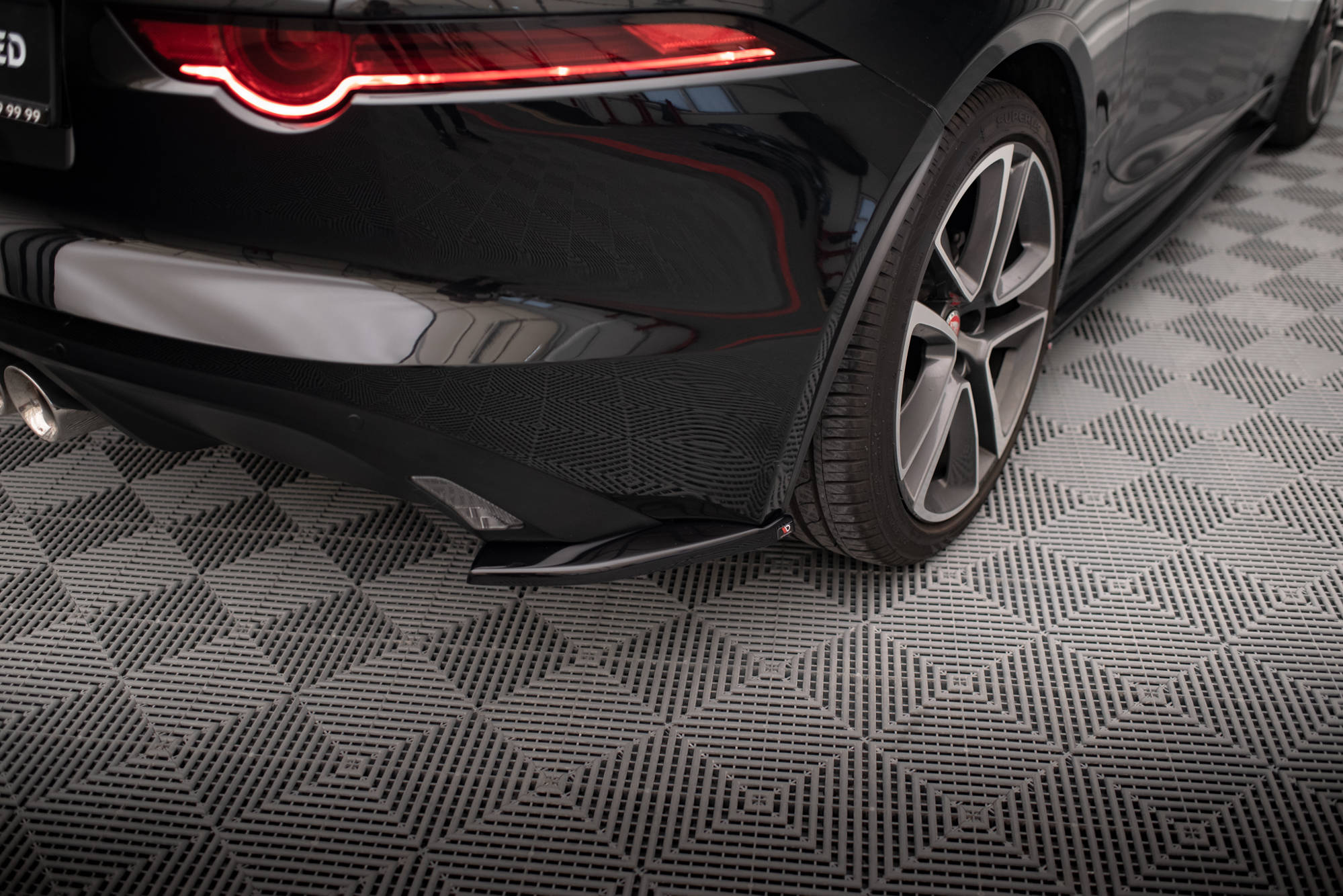 Bakre Flaps Jaguar F-Type Mk1 Facelift