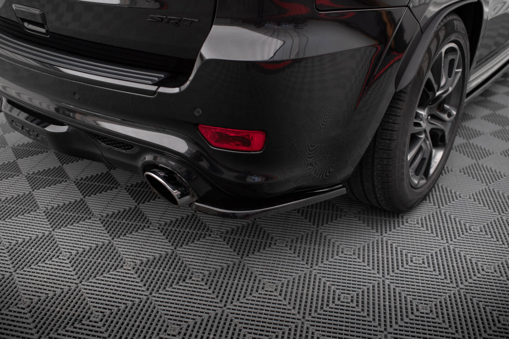 Bakre Flaps Jeep Grand Cherokee SRT WK2 Facelift
