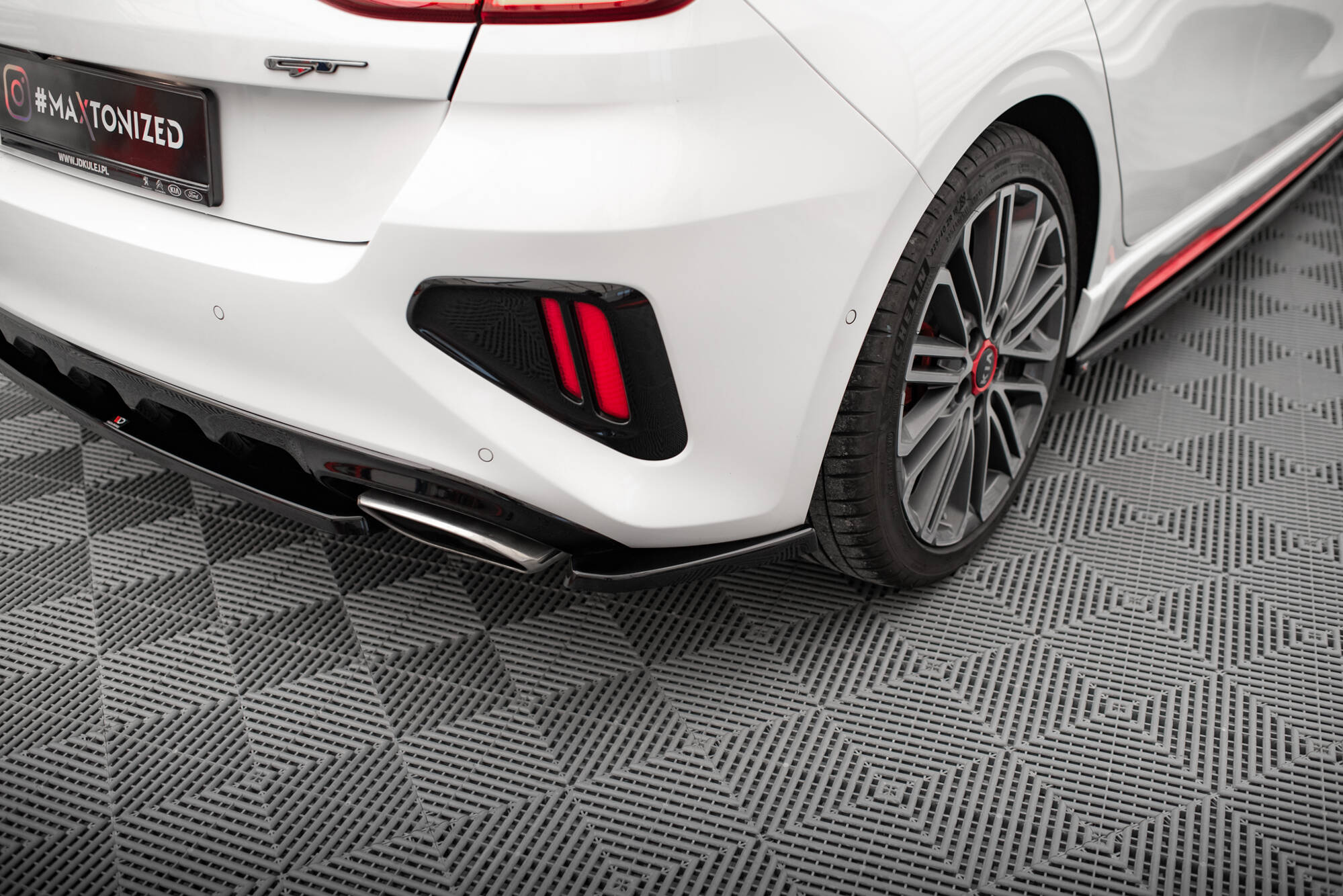Bakre Flaps Kia Ceed GT Mk3