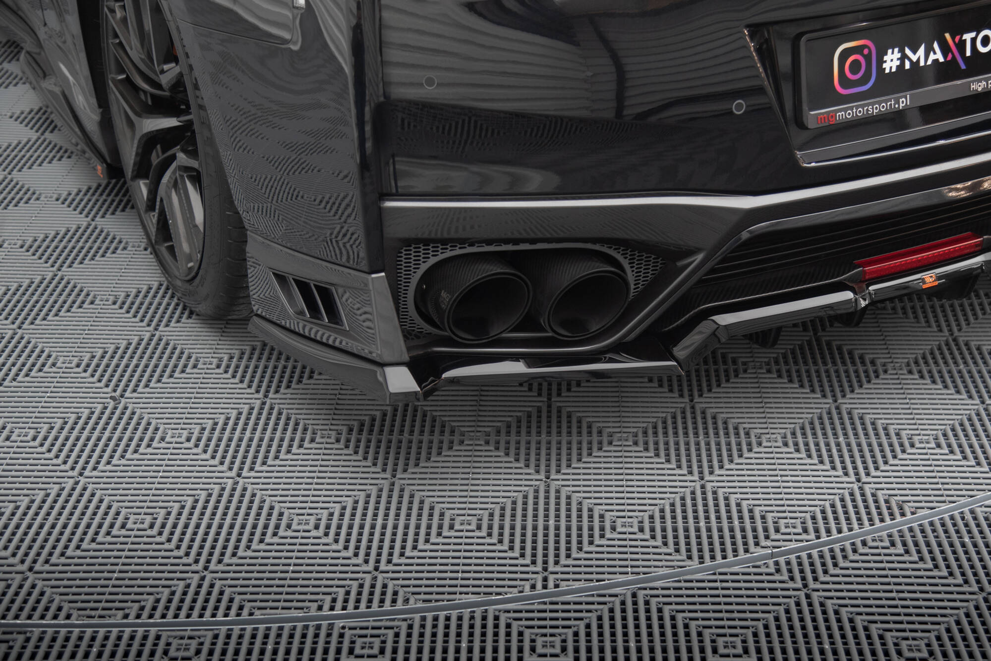 Bakre Flaps Nissan GTR R35 Facelift