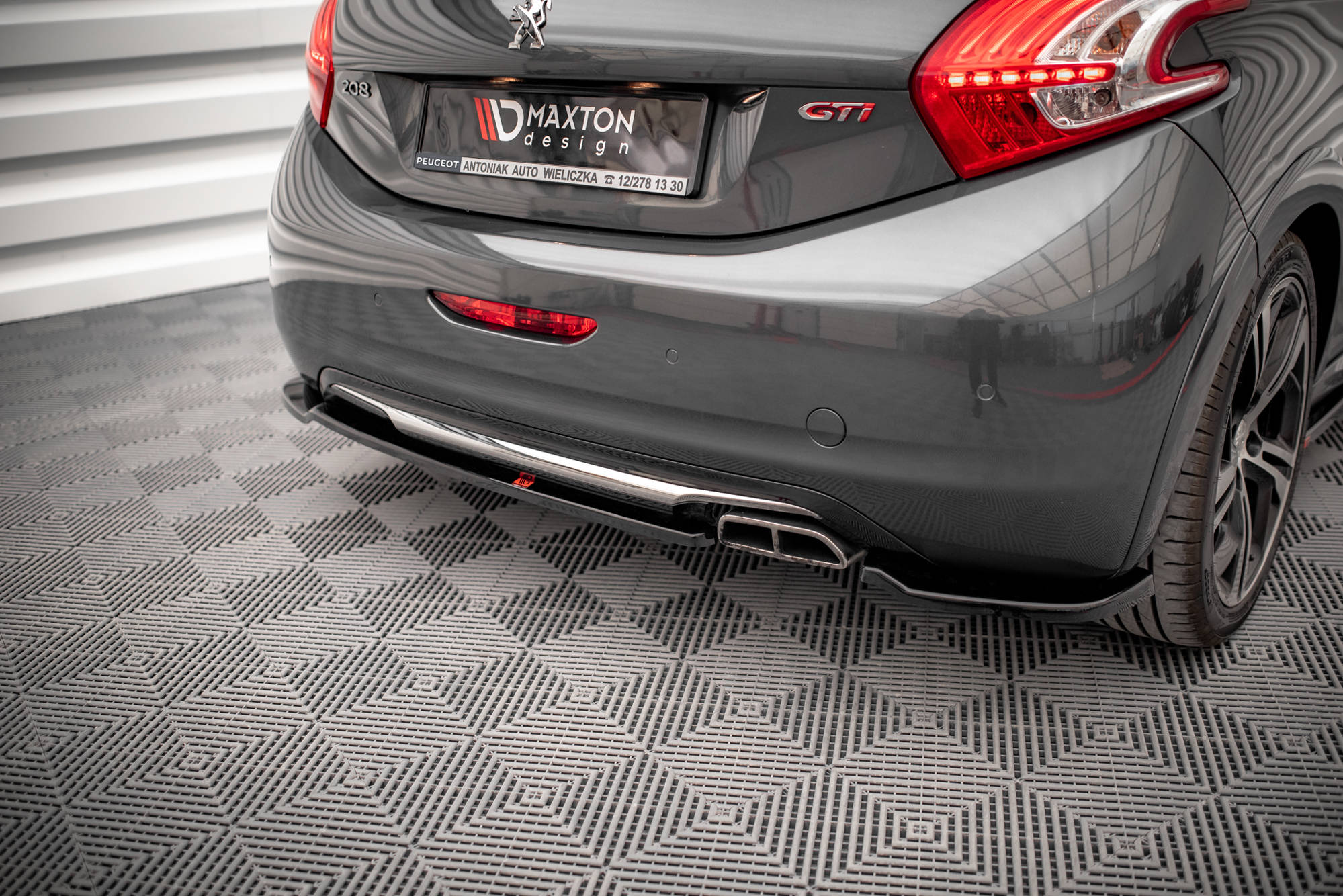 Bakre Flaps Peugeot 208 GTi Mk1
